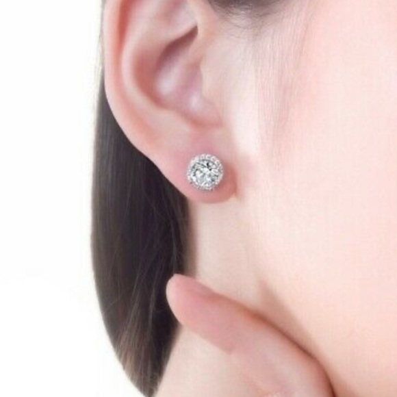 925 Sterling Silver Stud Earrings A Pair/set - Picture 3 of 4